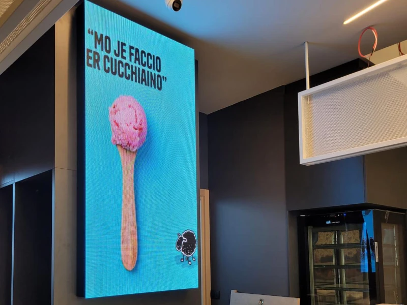 schermi-display-e-monitor-led-da-interno